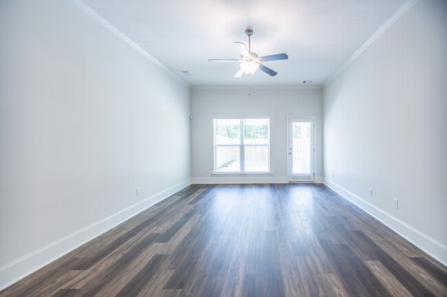 Building Photo - 7172 Paisley Cir