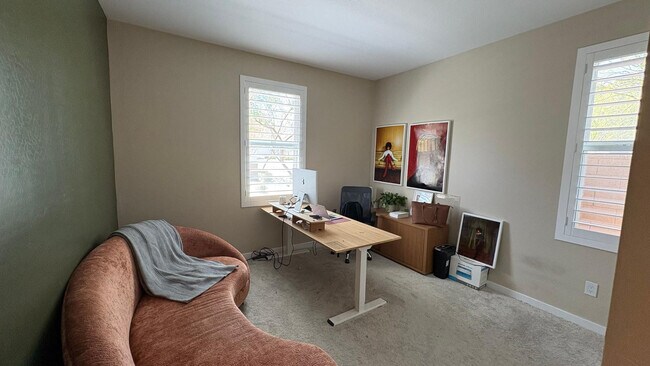 Building Photo - 17744 W Cassia Way