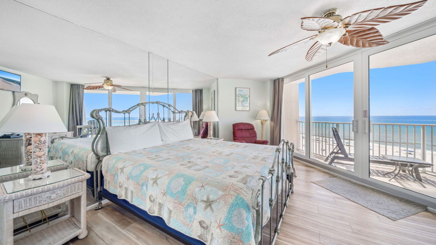 Building Photo - 7205 Thomas Dr