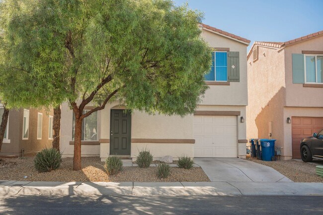 Building Photo - 6075 Las Nubes Dr