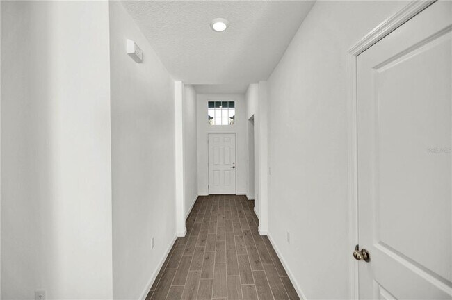 Building Photo - 4473 NW 14th Lp