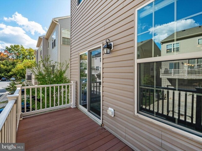 Building Photo - 2321 Marion Rd