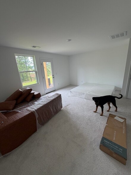 Building Photo - 3210 Gypsum Dr