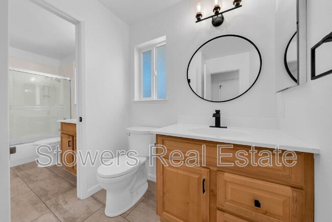 Building Photo - 216 Joaquin Dr