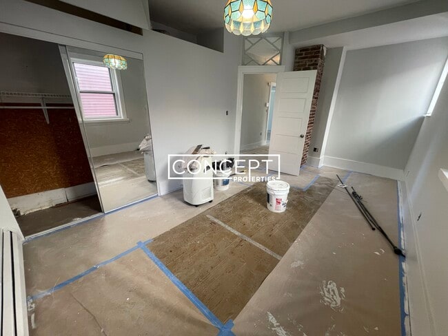 Building Photo - 54 Lawn St