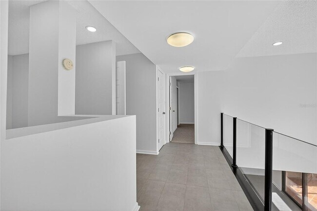 Building Photo - 13618 Greenfield Dr