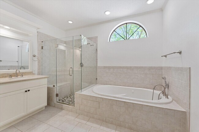 Building Photo - 41 Sweetleaf Ct