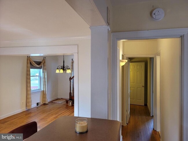 Building Photo - 1015 Veirs Mill Rd