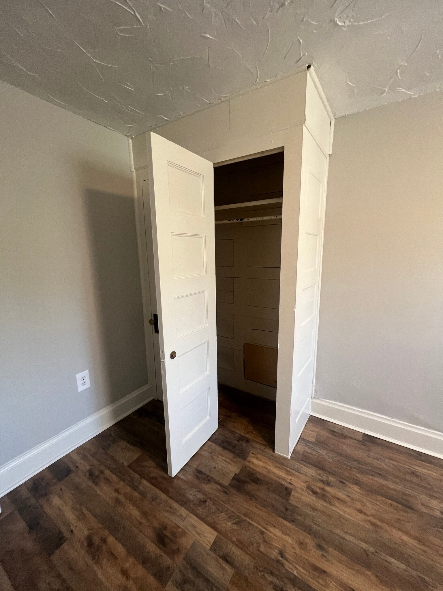 Building Photo - 278 Hosack St