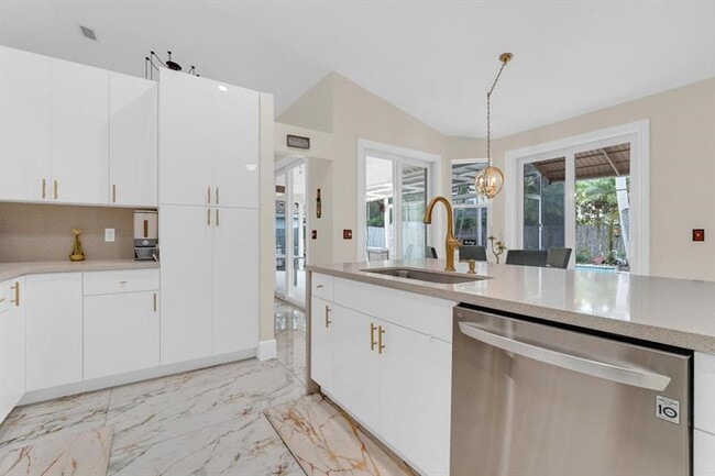 Building Photo - 4112 NW 58th Dr