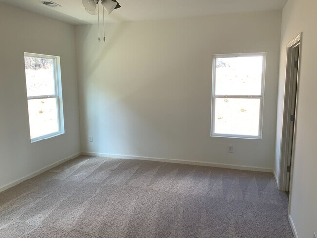 Building Photo - Coming Soon.   Springville’s Archers Cove 4BR /3BA/ 3 car garage 1 level