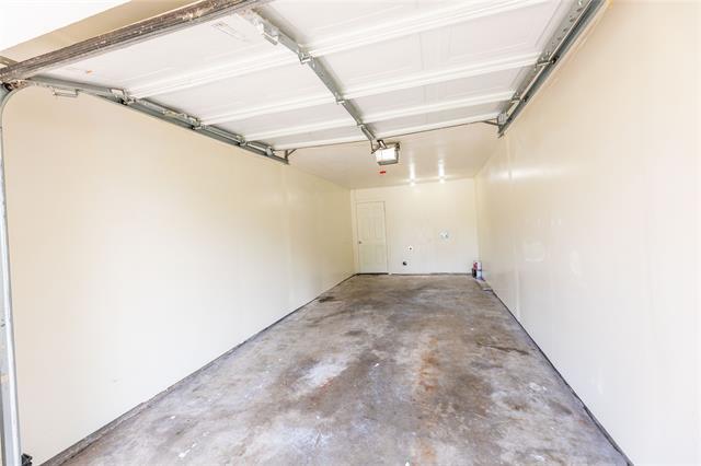 Building Photo - 2627 Tealford Dr