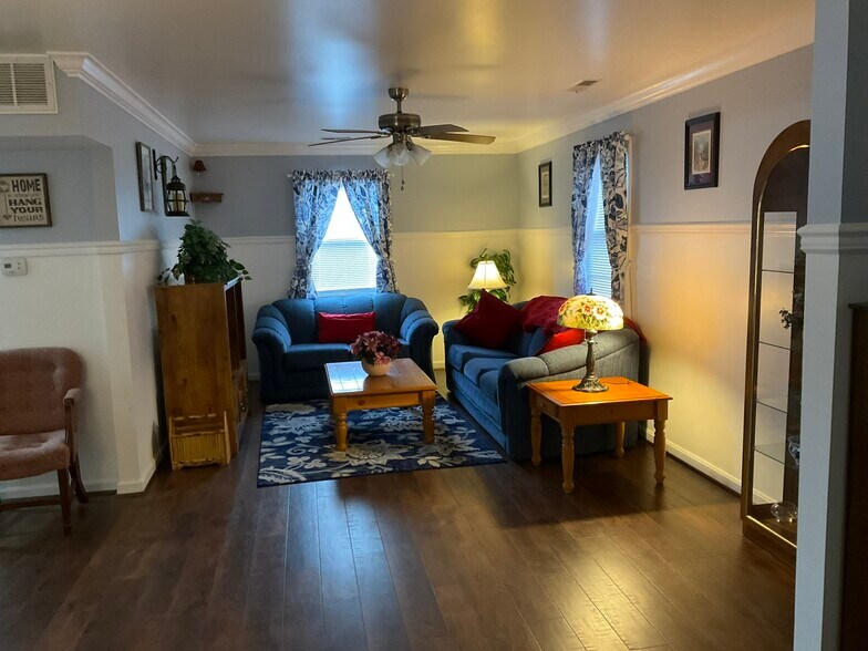 Living Room - 36 Governors Gate Ln