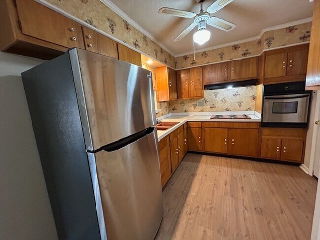 Building Photo - 5205 Nelbrook Dr