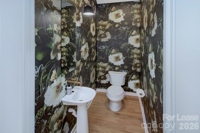 Building Photo - 2737 Shenandoah Ave