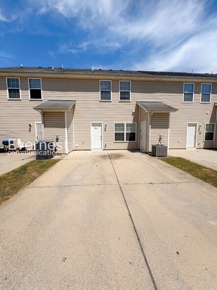 Building Photo - 8609 Thomas Ln
