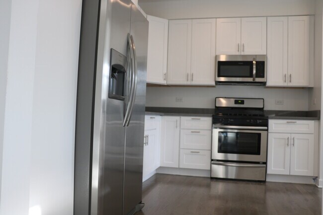 Building Photo - 12724 Wild Rye Ct