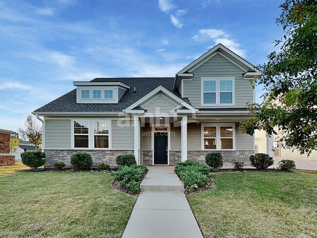 Building Photo - 301 Stowe Rd