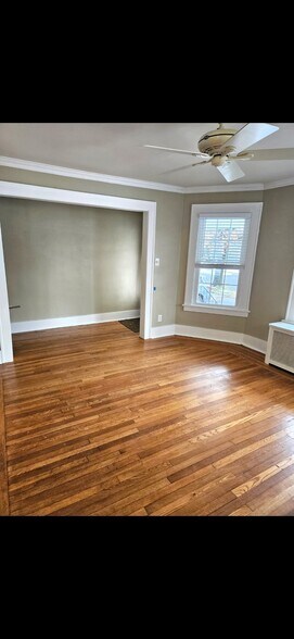 Building Photo - 1117 Sumner Ave