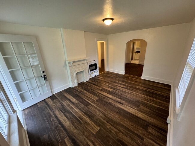 Building Photo - 2/1 House in North Rome- $850