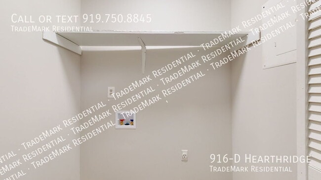 Building Photo - 916-D Hearthridge-