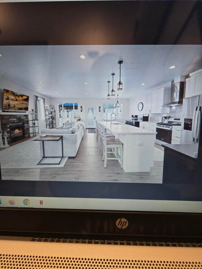 Building Photo - Stunning Zero Step Ranch Style Home