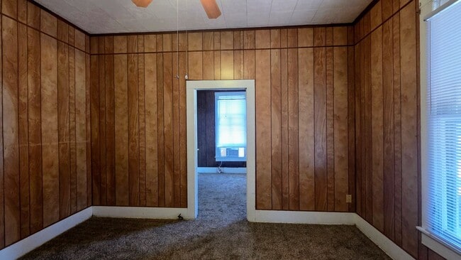 Building Photo - Denver Heights 2 Bedroom Home