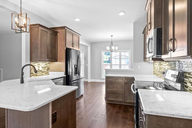 Building Photo - 1506 Redrock Ct