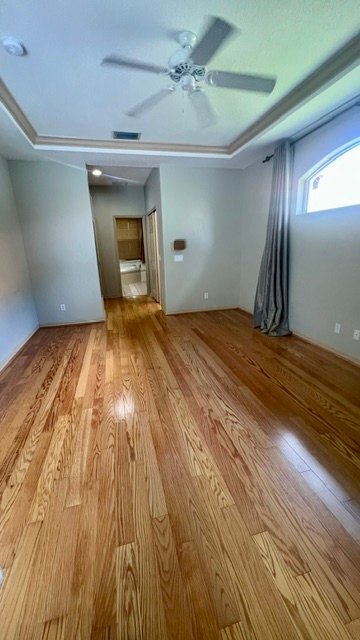 Building Photo - 5541 Eastwind Dr