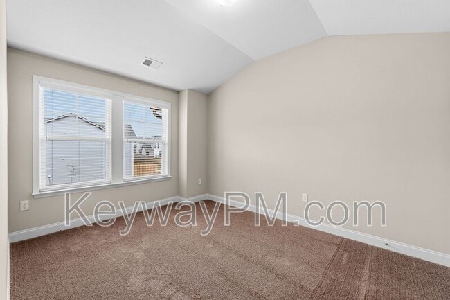 Building Photo - 571 Yuma Ln