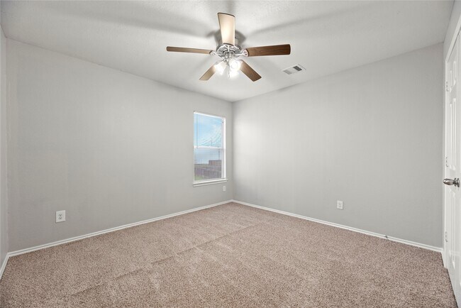 Building Photo - 7606 Hillsdale Park Ct