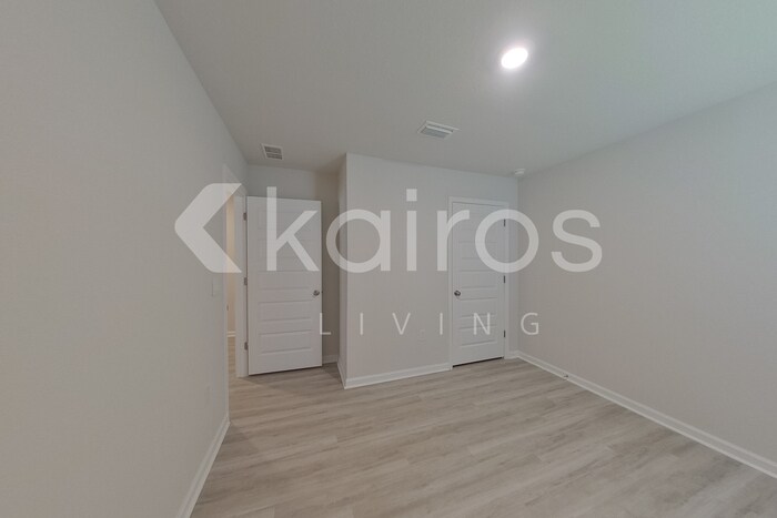 Building Photo - 4671 Malay Cir
