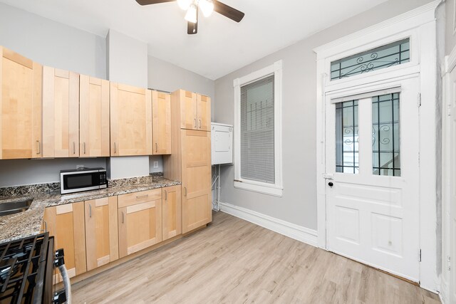 Building Photo - 1626 N Honore St