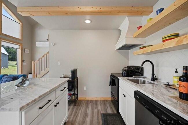 Building Photo - 11227 I-20