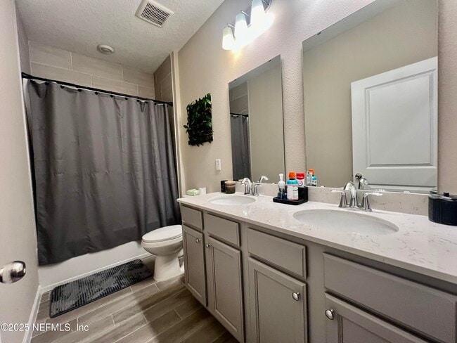 Building Photo - 2904 Armsdale Rd