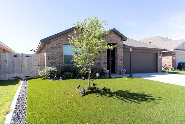 Building Photo - 7710 Purple Vitex Rd