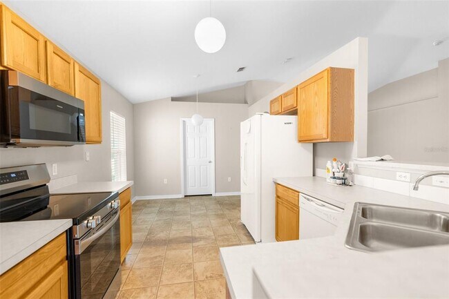 Building Photo - 3220 Bellericay Ln