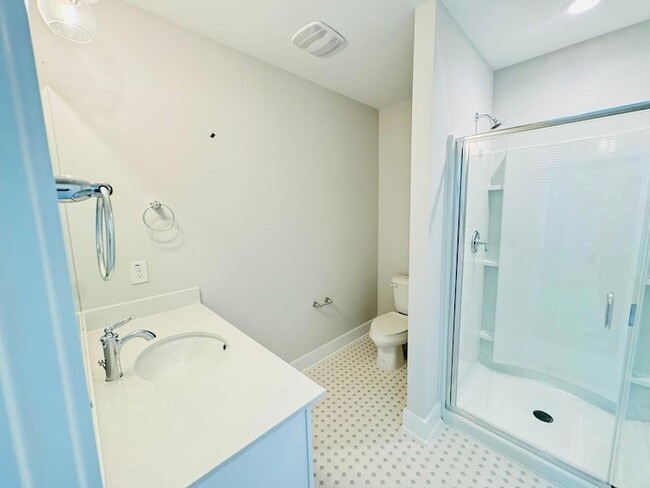 Building Photo - 2116 Big Falls Dr