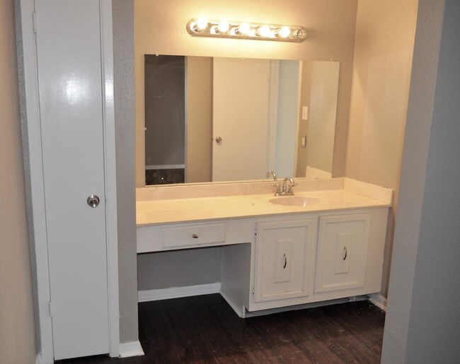 Building Photo - 12418 Riva Ridge Ln