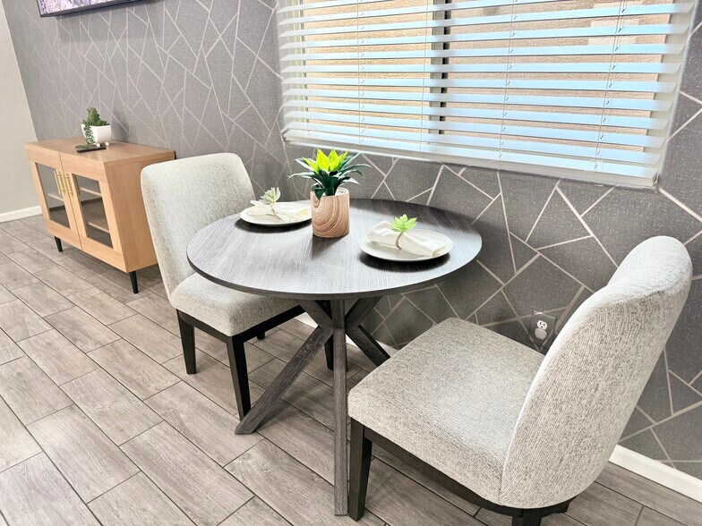 Building Photo - 8060 S Desert Indigo Dr