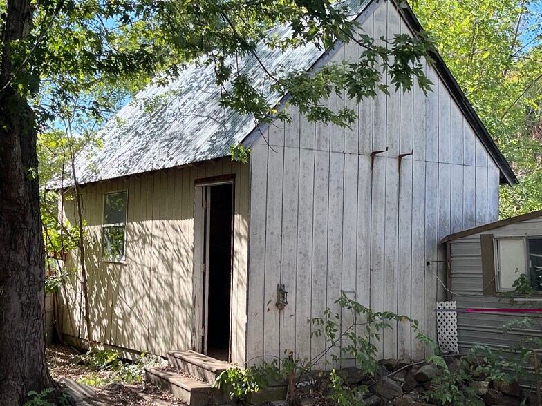 Building Photo - 1123 N 34th St