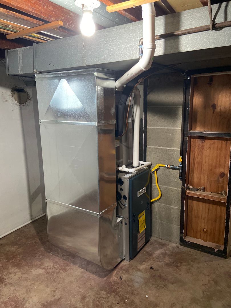 Building Photo - 1917 Market St