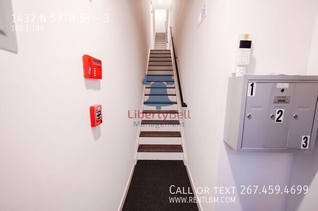 Building Photo - 1432 N 57th St