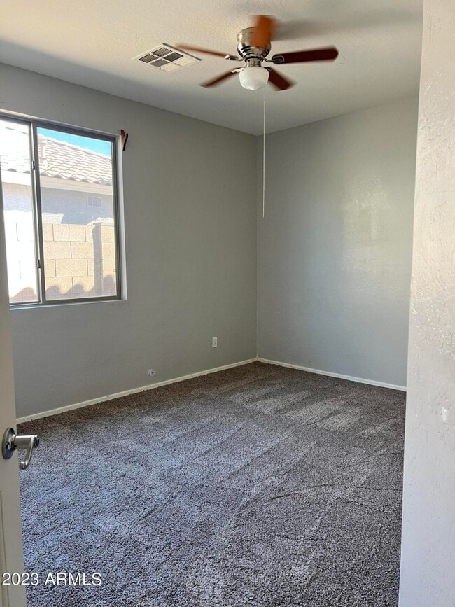 Building Photo - 17522 W Lavender Ln