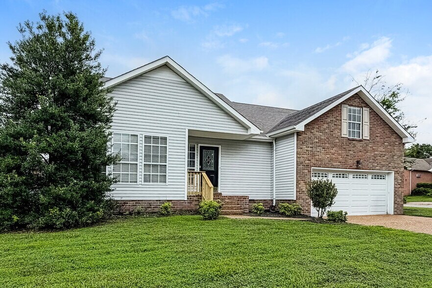 Building Photo - 142 S Birchwood Dr