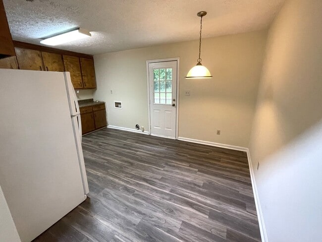 Building Photo - LEXINGTON HEIGHTS - 435/437