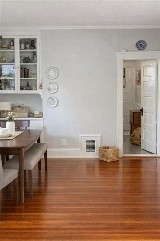 Building Photo - 22 Mayflower St