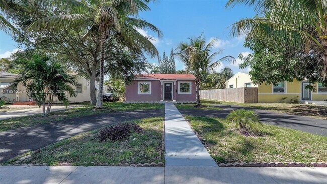 Primary Photo - 2710 Fillmore St