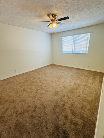 Second bedroom - 3650 W Clark Ave