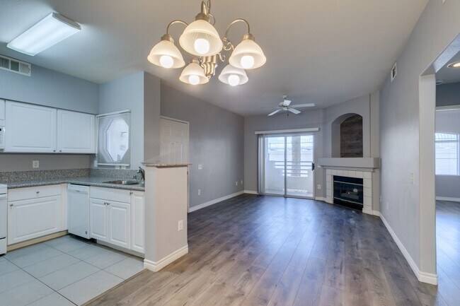 Building Photo - CUTE AND COZY 1 BEDROOM UNIT WITH TONS OF UPGRADES*COMMUNITY AMENITIES*